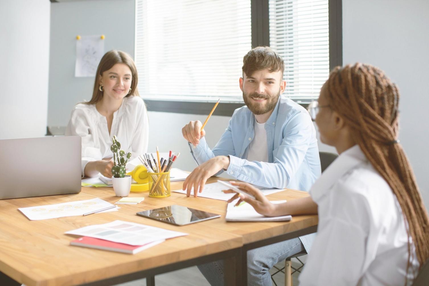Investment strategy discussion focusing on low-risk options